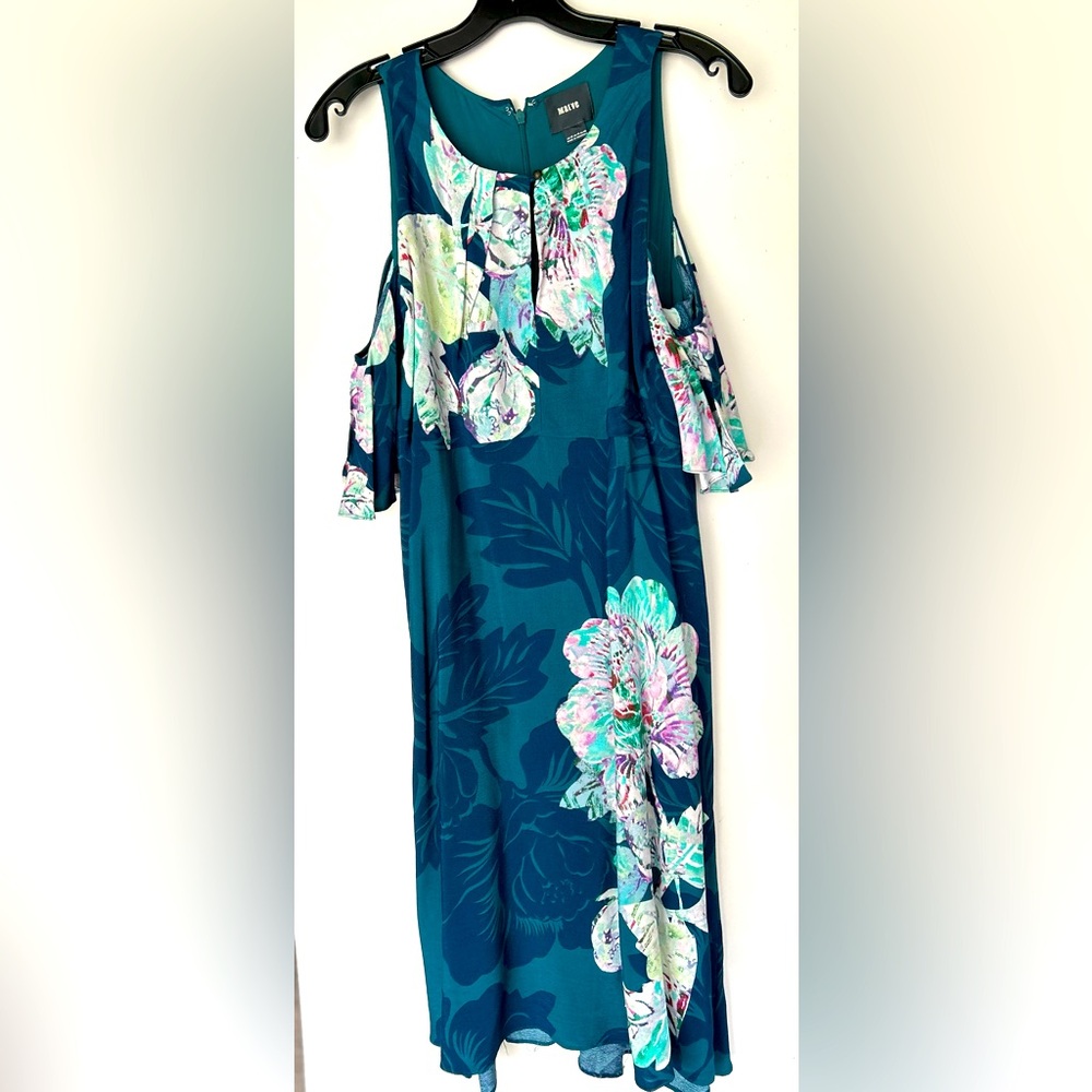 Maeve for Anthropologie sleeveless green lined dress size 10 & 40 inches…